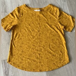 Never worn - Loft Textured Round Hem Shirt - Size L